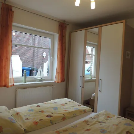 Haus-suedblick-wohnung-4 *